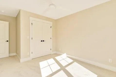 1366 Thomas Avenue Chattanooga TN 37409
