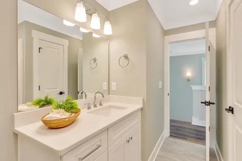 1366 Thomas Avenue Chattanooga TN 37409