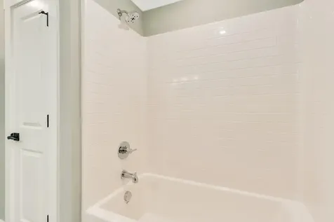 1366 Thomas Avenue Chattanooga TN 37409