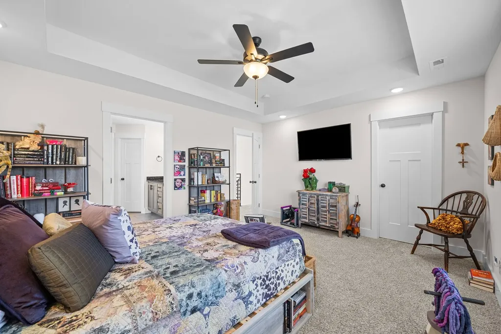 1525 Collins View Way Clarksville TN 37043
