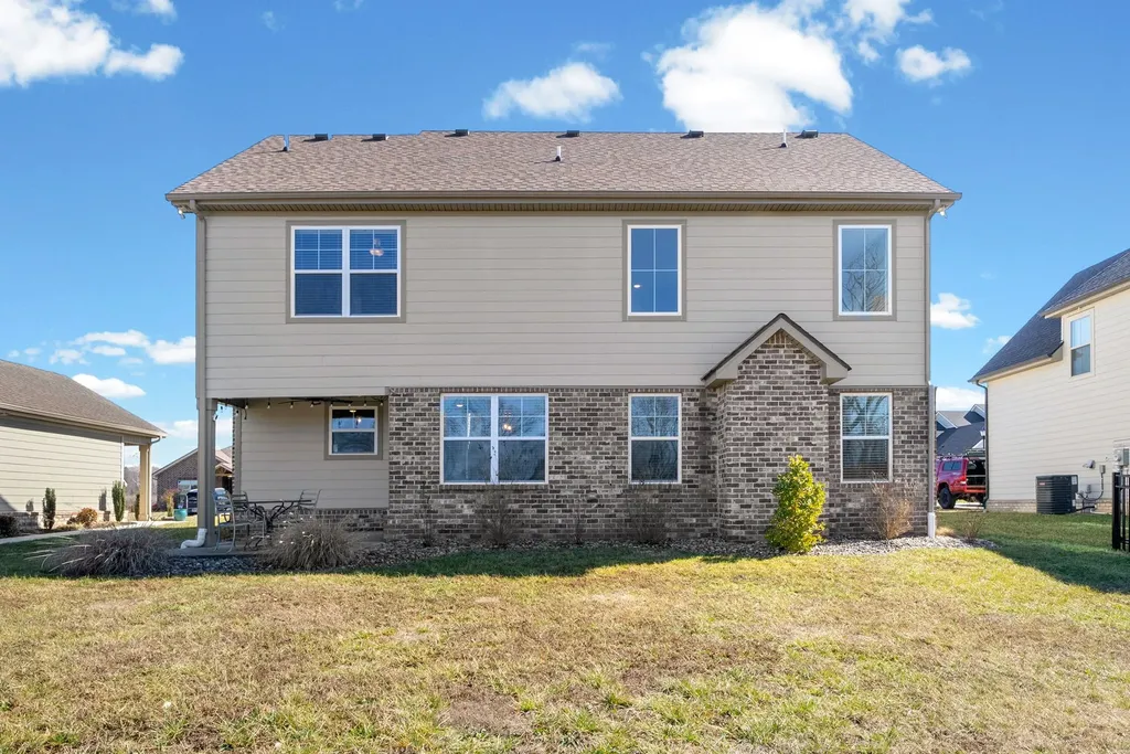 1525 Collins View Way Clarksville TN 37043