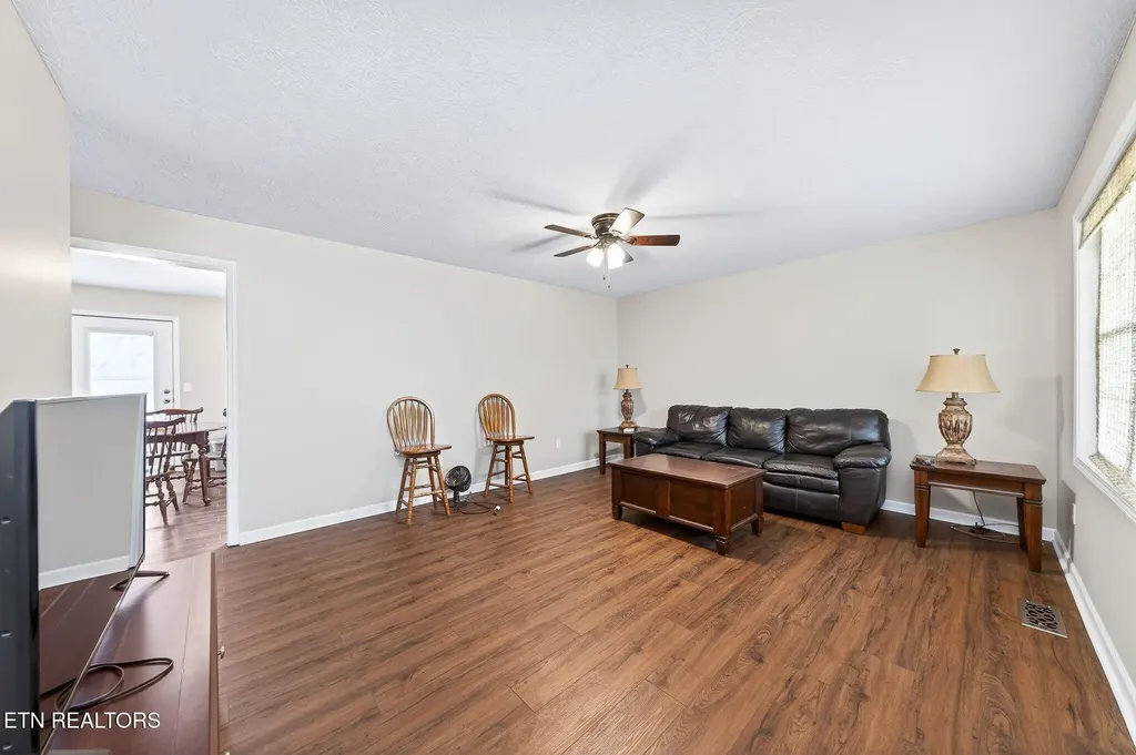 150 Dillon Street Crossville TN 38555
