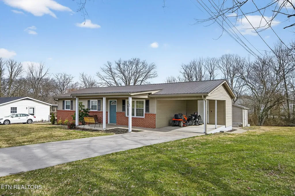 150 Dillon Street Crossville TN 38555