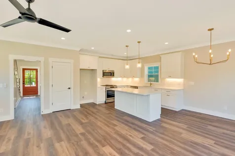 1360 Thomas Avenue Chattanooga TN 37409