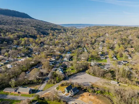 1360 Thomas Avenue Chattanooga TN 37409