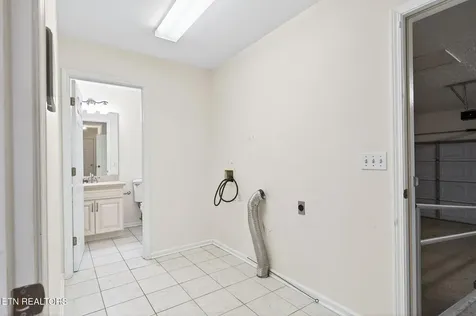 124 Peace Pipe Bend Crossville TN 38572
