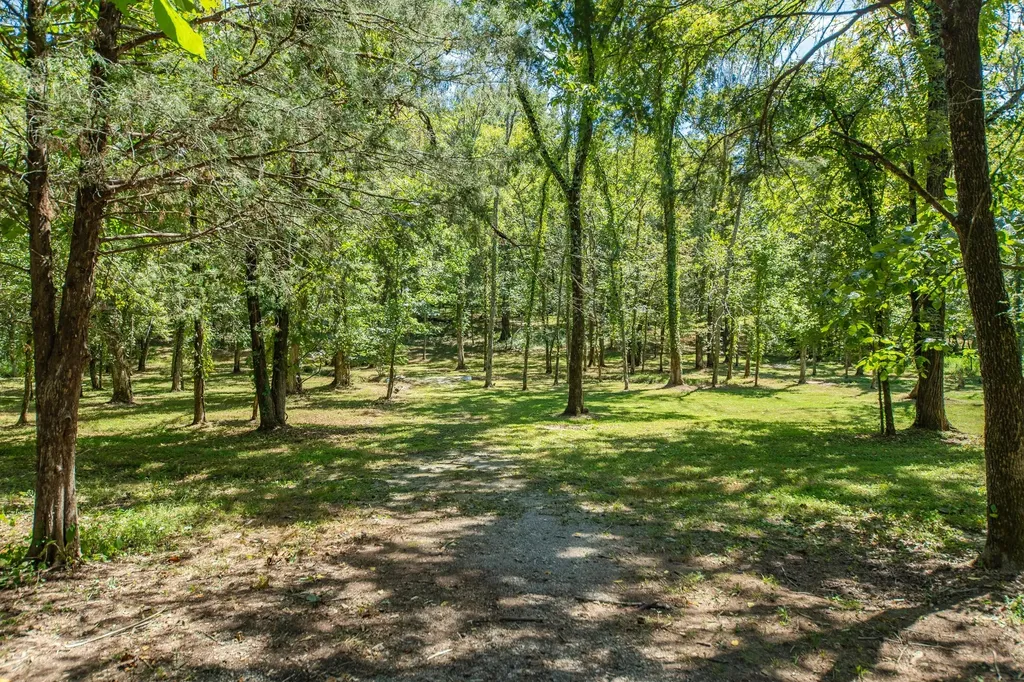 5085 Flat Creek Road Spring Hill TN 37174