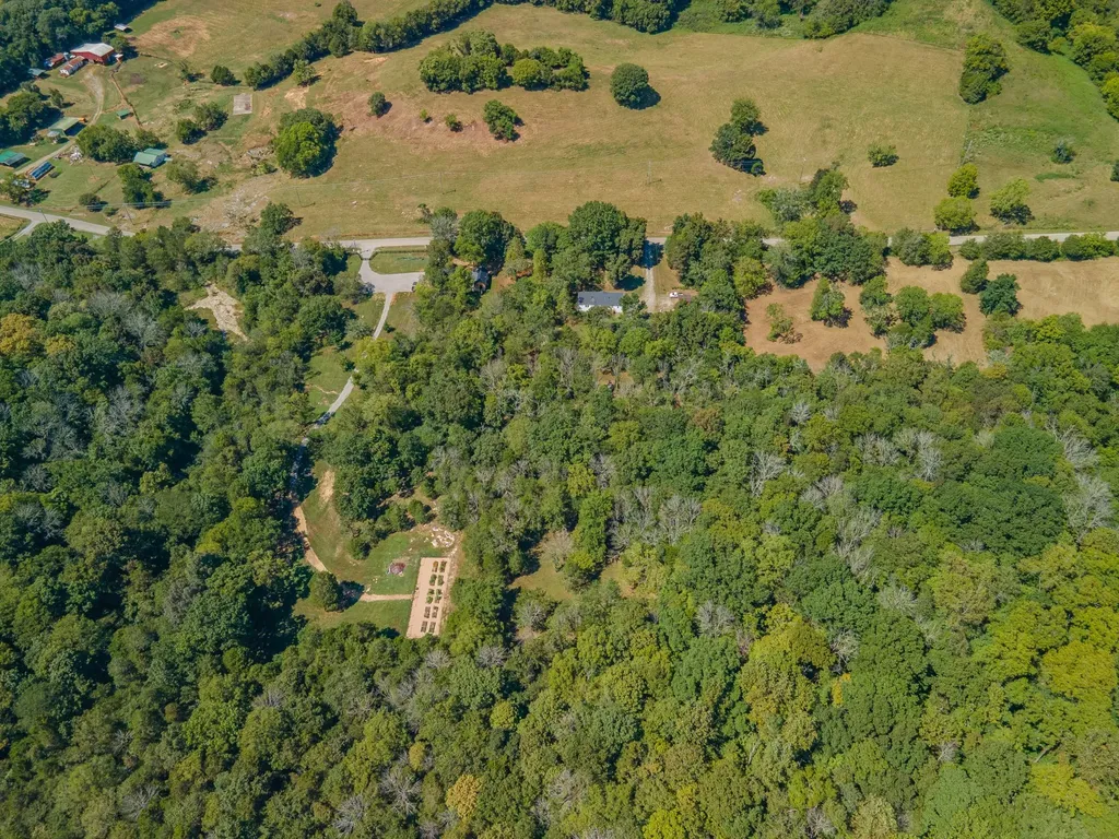 5085 Flat Creek Road Spring Hill TN 37174