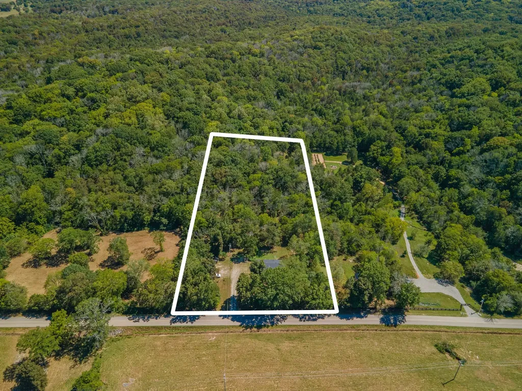 5085 Flat Creek Road Spring Hill TN 37174