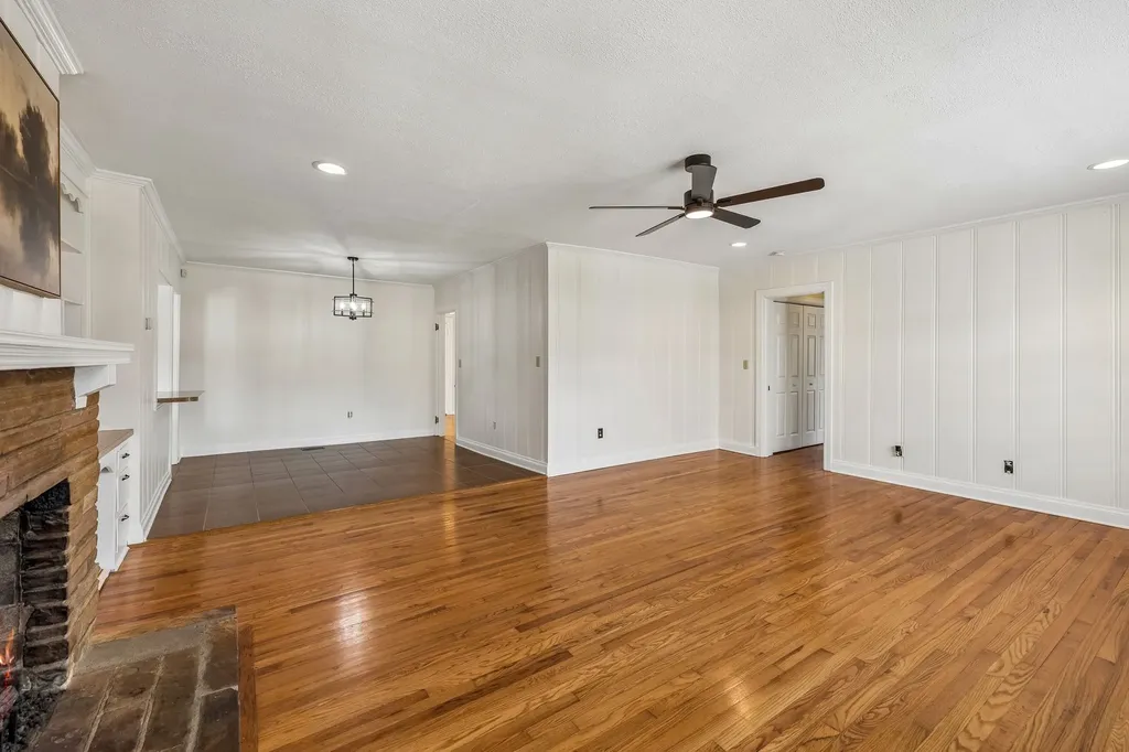 225 Jackson Avenue Carthage TN 37030