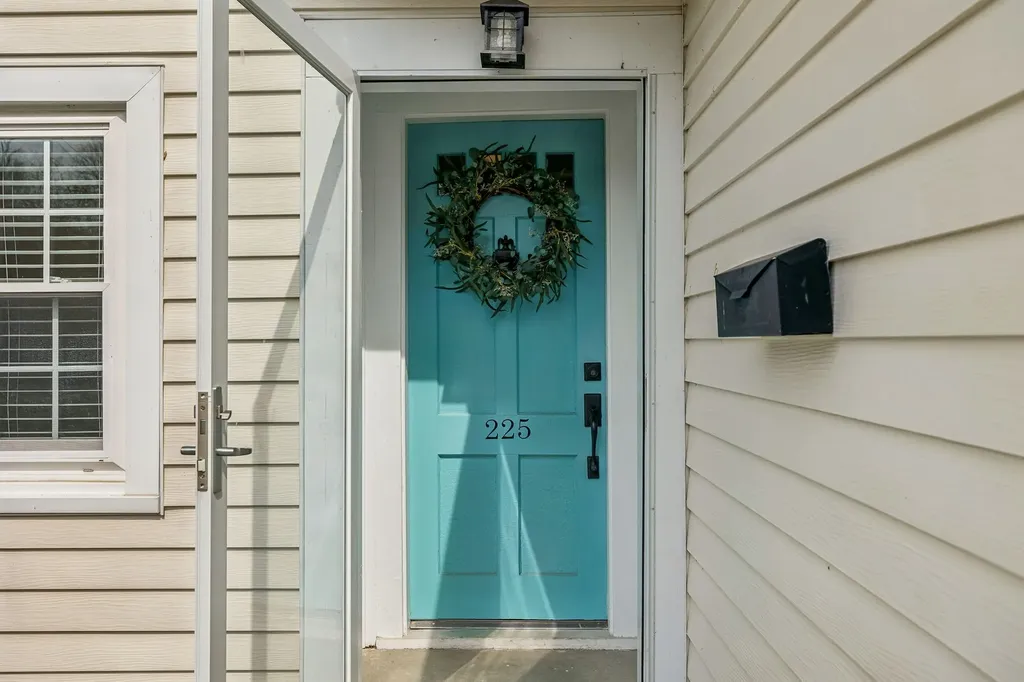 225 Jackson Avenue Carthage TN 37030