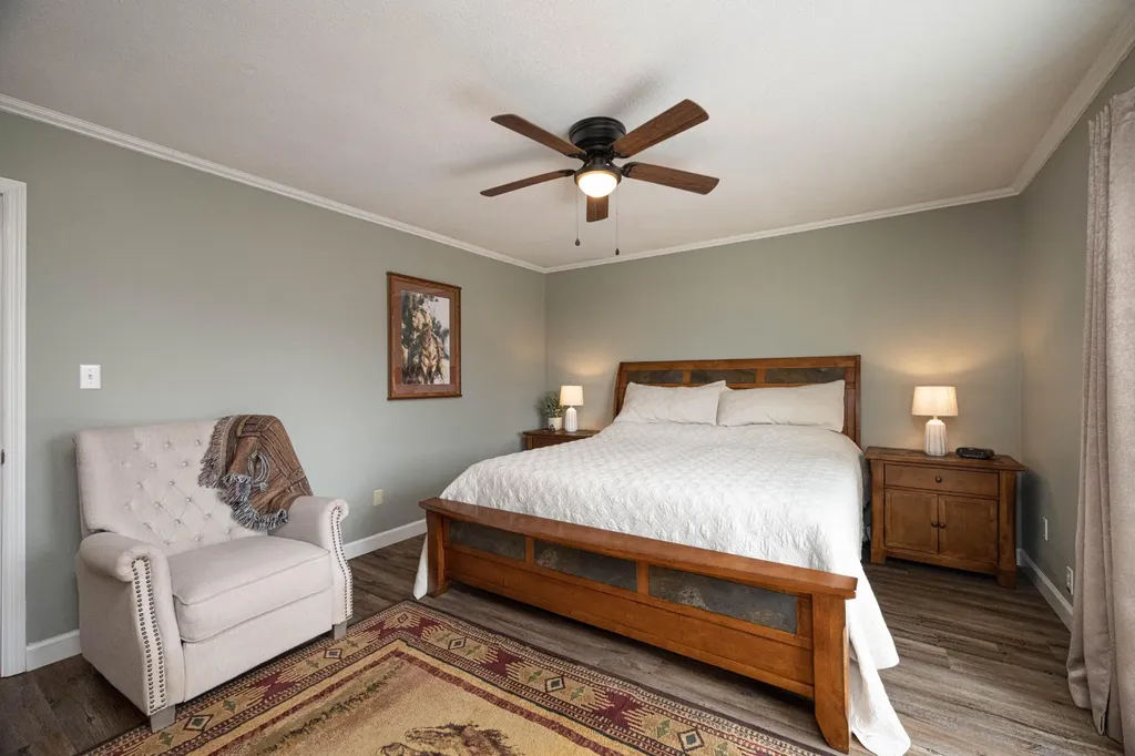 10115 Upper East Valley Road Pikeville TN 37367