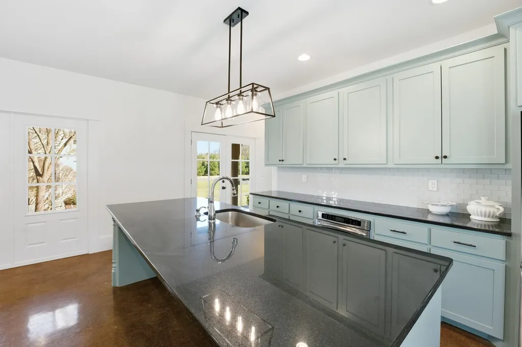 4020 Jessica Lane Franklin TN 37064