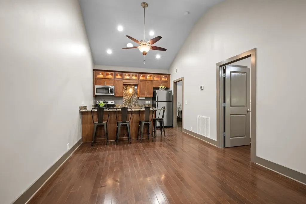 818 Fatherland Street Nashville TN 37206