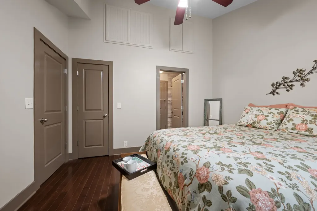 818 Fatherland Street Nashville TN 37206