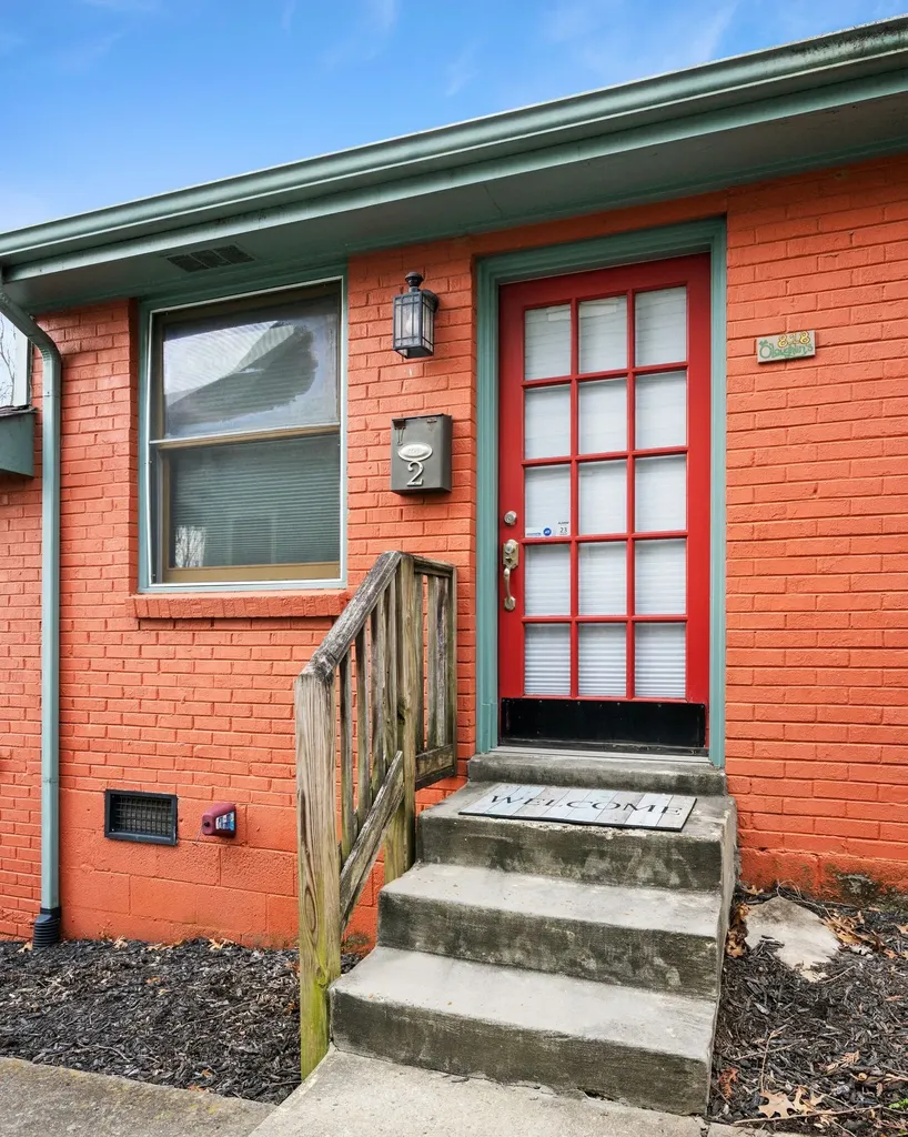 818 Fatherland Street Nashville TN 37206