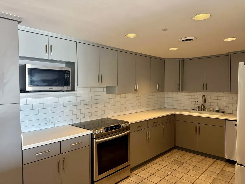 6666 Brookmont Terrace Nashville TN 37205