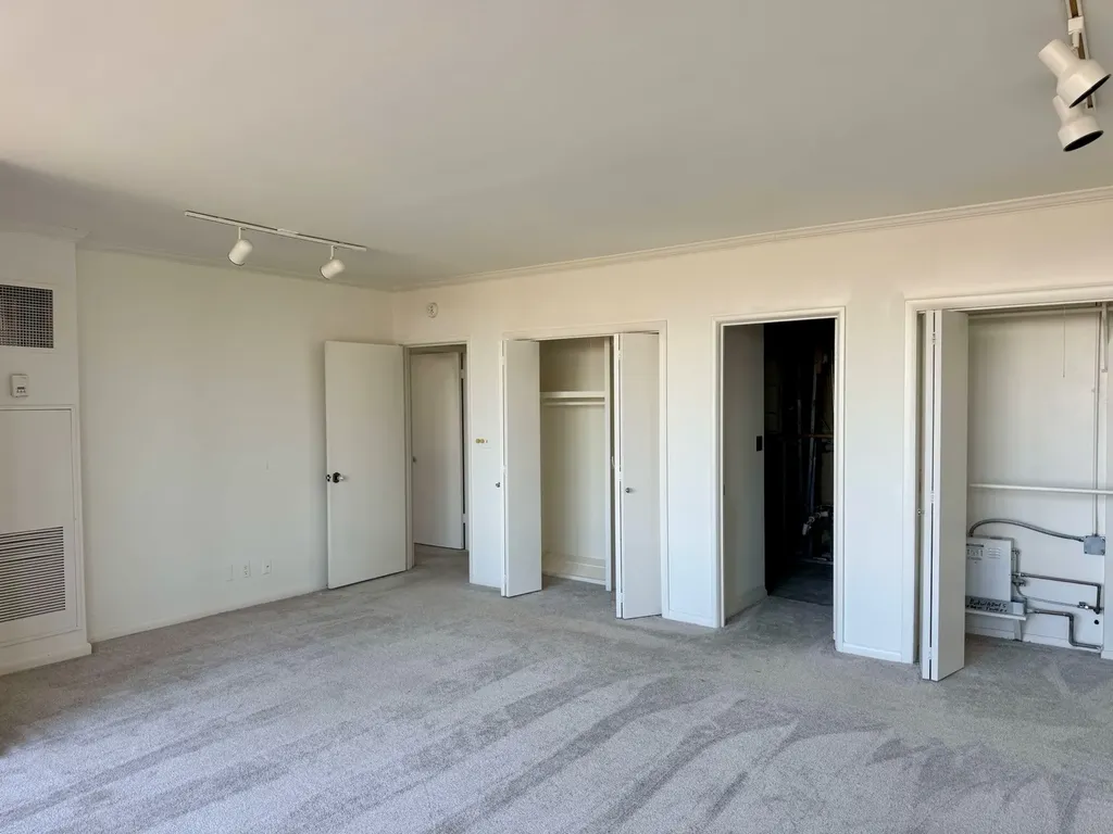 6666 Brookmont Terrace Nashville TN 37205