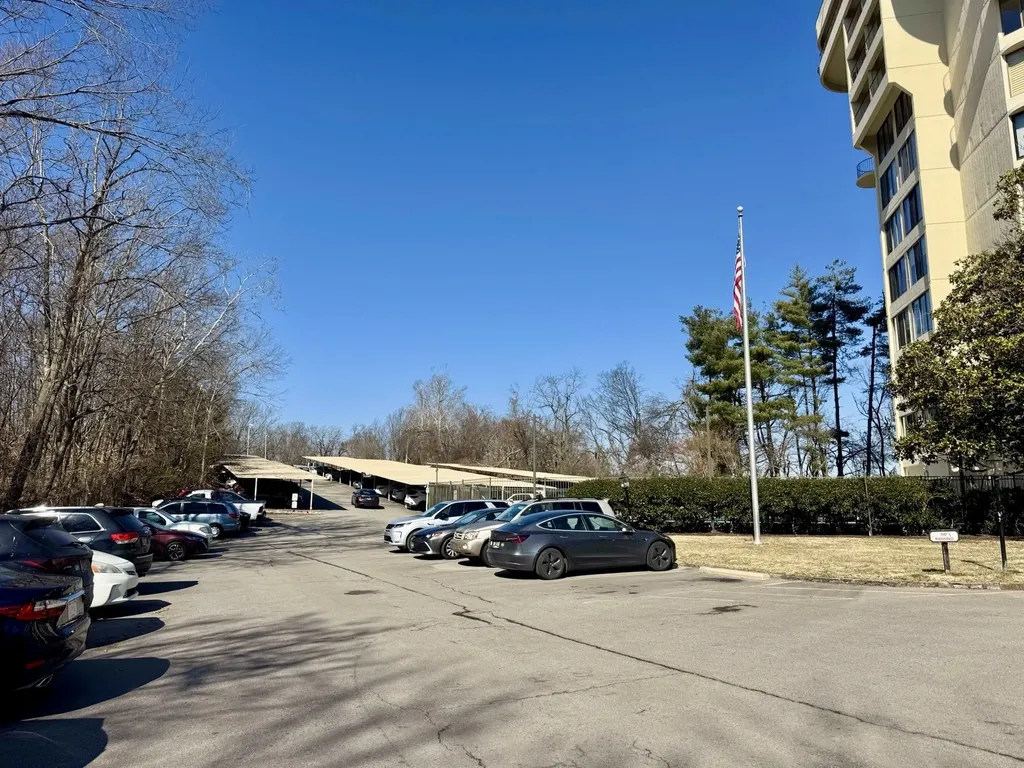 6666 Brookmont Terrace Nashville TN 37205