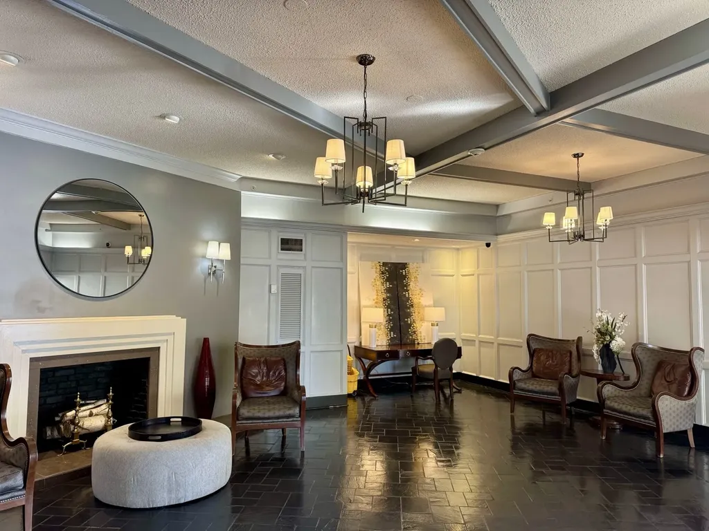 6666 Brookmont Terrace Nashville TN 37205