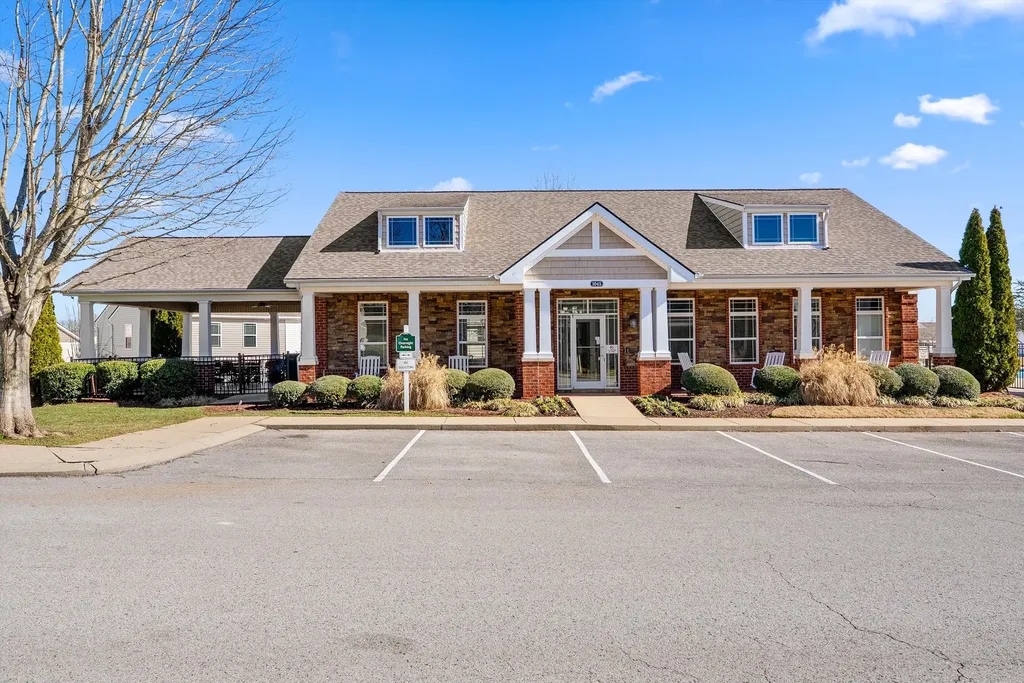 8005 Tuberose Court Spring Hill TN 37174