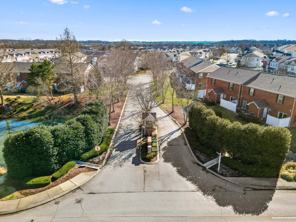 8005 Tuberose Court Spring Hill TN 37174