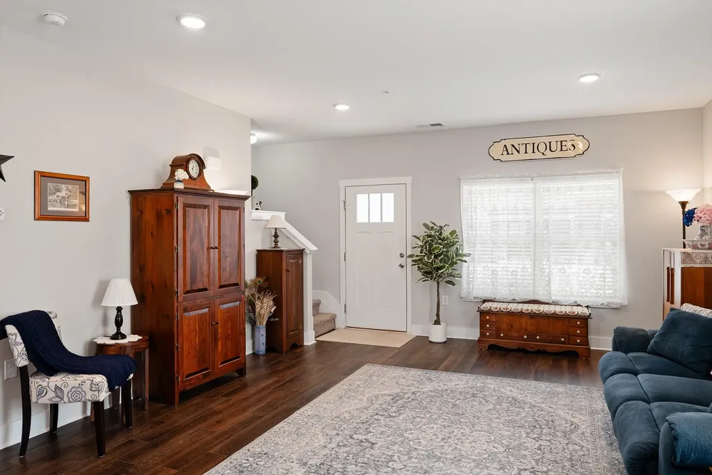 8005 Tuberose Court Spring Hill TN 37174