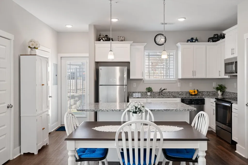 8005 Tuberose Court Spring Hill TN 37174