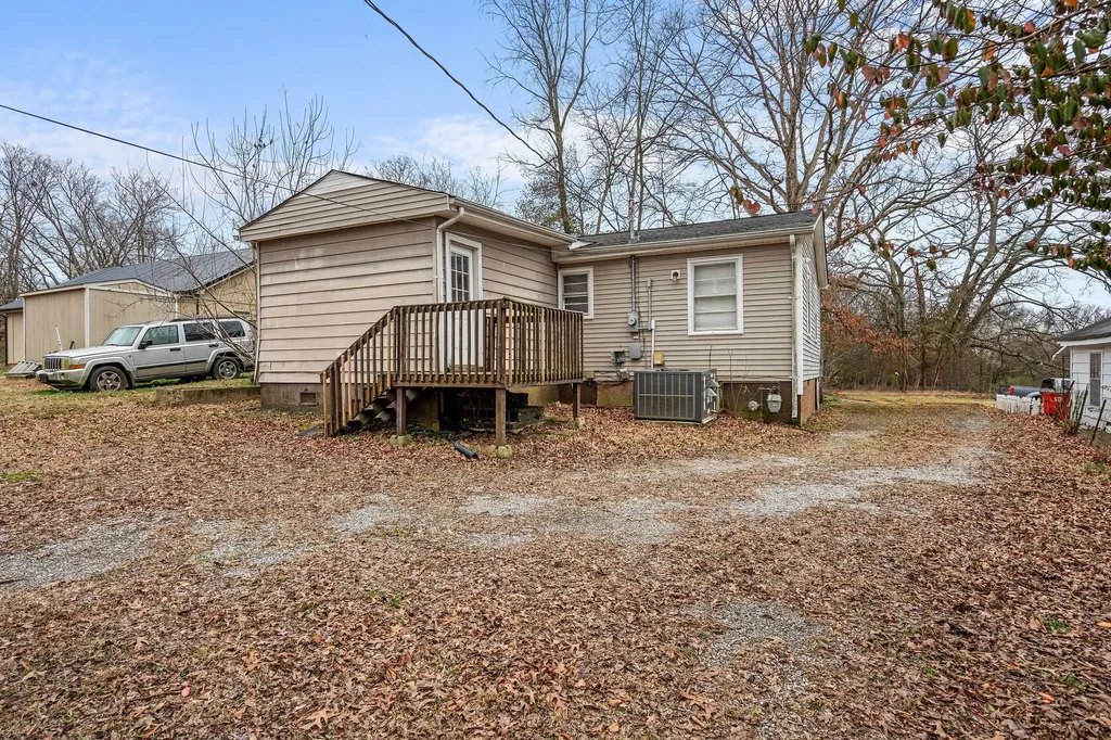 715 Williams Lane Clarksville TN 37040