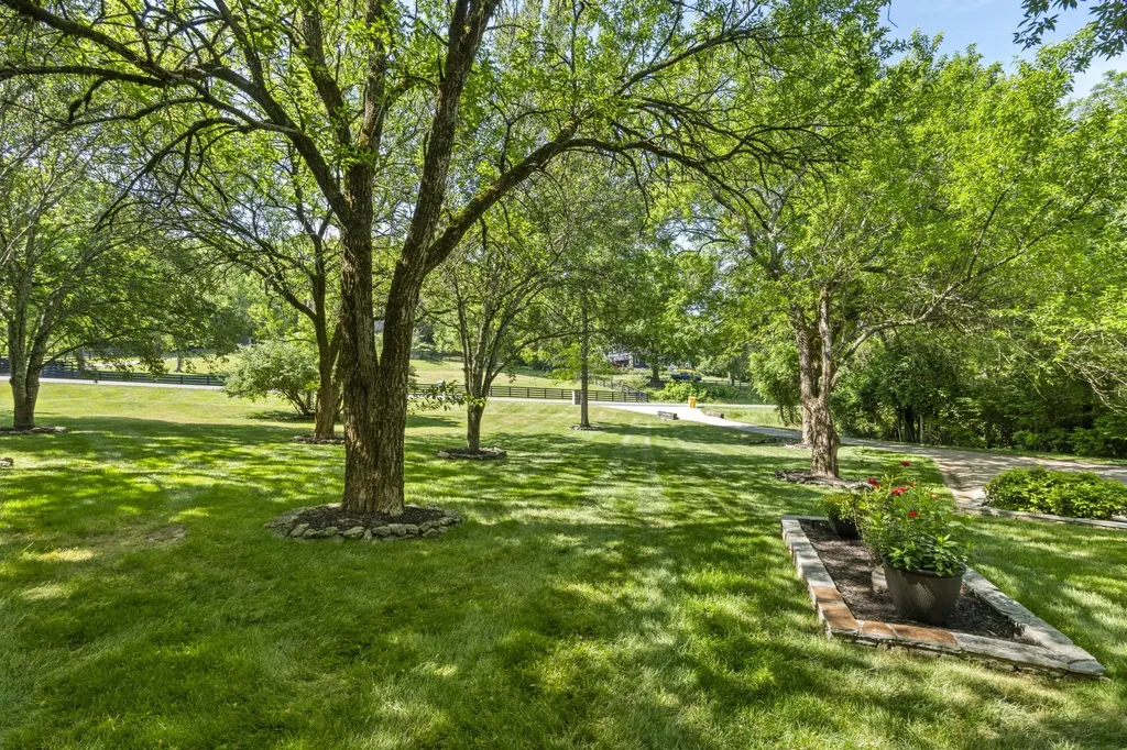 1004 Perkins Lane Franklin TN 37069