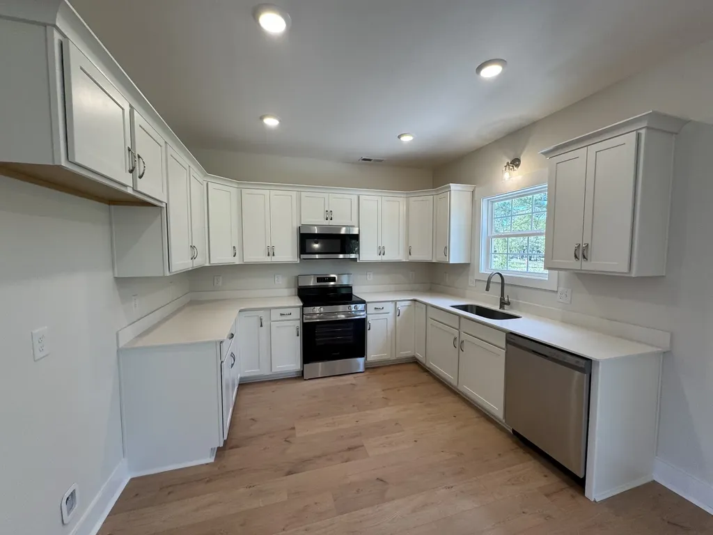 554 Charleston Cove Way Clarksville TN 37043