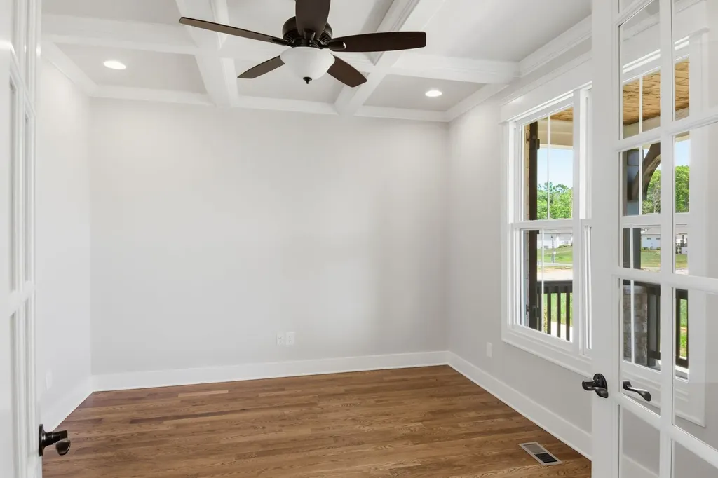 1561 John Sharp Road Spring Hill TN 37174