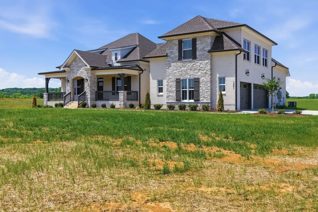 1561 John Sharp Road Spring Hill TN 37174
