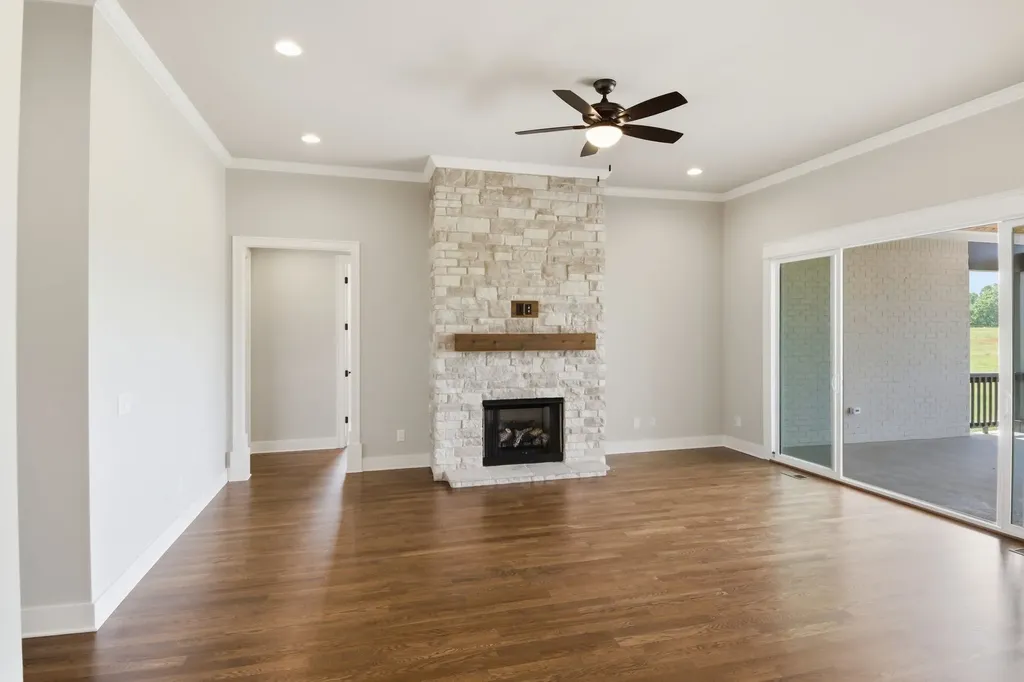 1561 John Sharp Road Spring Hill TN 37174