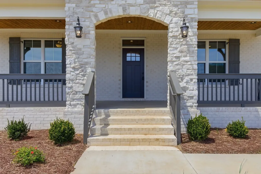 1561 John Sharp Road Spring Hill TN 37174