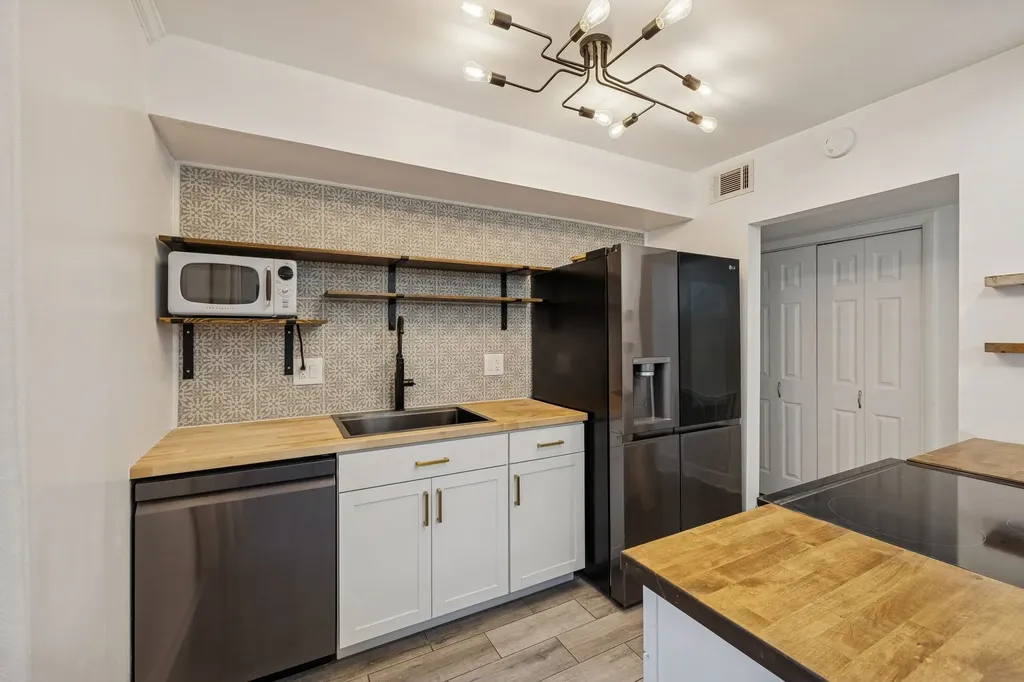 214 Old Hickory Boulevard Nashville TN 37221