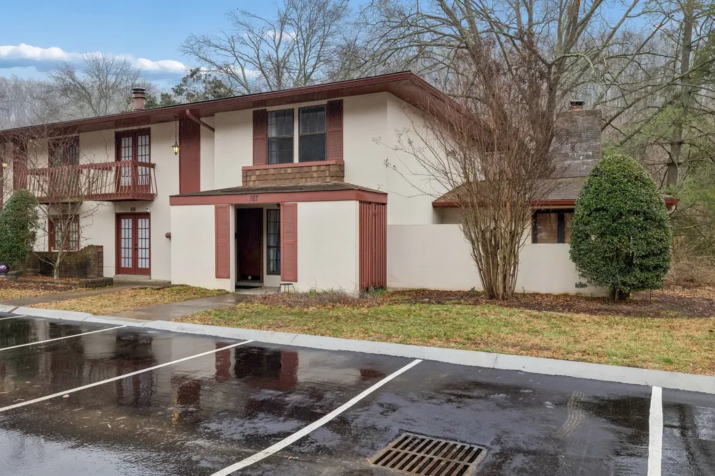 214 Old Hickory Boulevard Nashville TN 37221