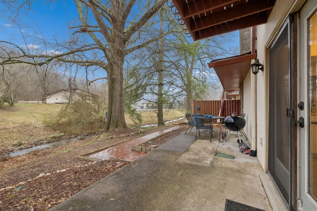 214 Old Hickory Boulevard Nashville TN 37221