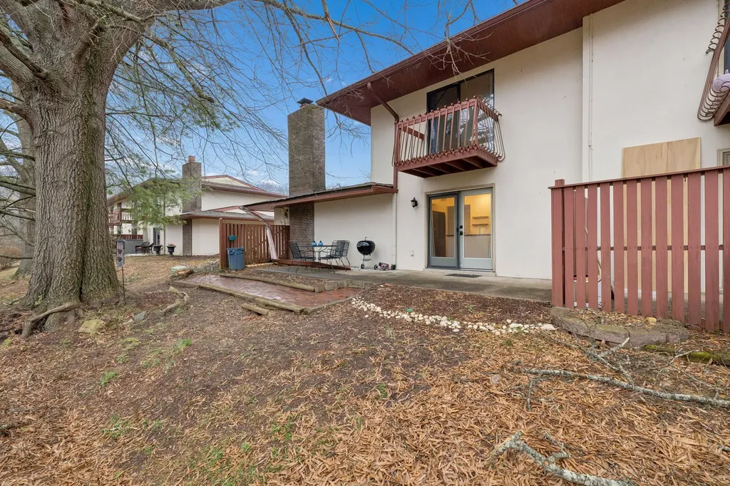 214 Old Hickory Boulevard Nashville TN 37221