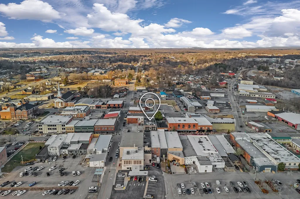 209 E Main Street Mcminnville TN 37110