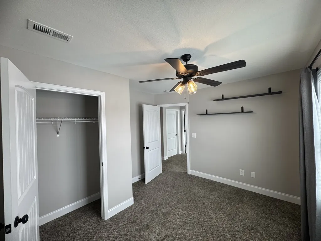 405 Andean Court Clarksville TN 37040