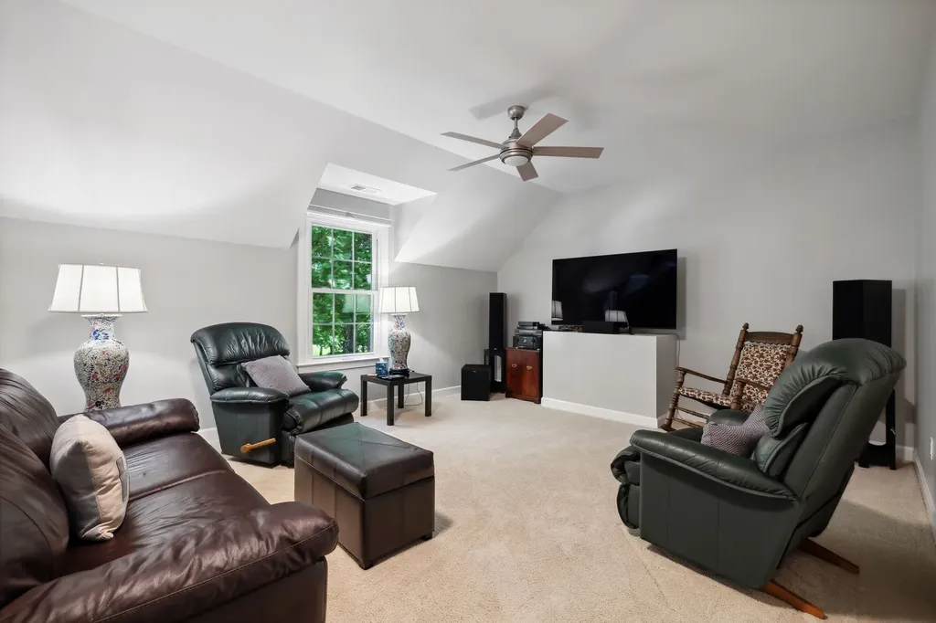 3208 Thoroughbred Drive Hermitage TN 37076