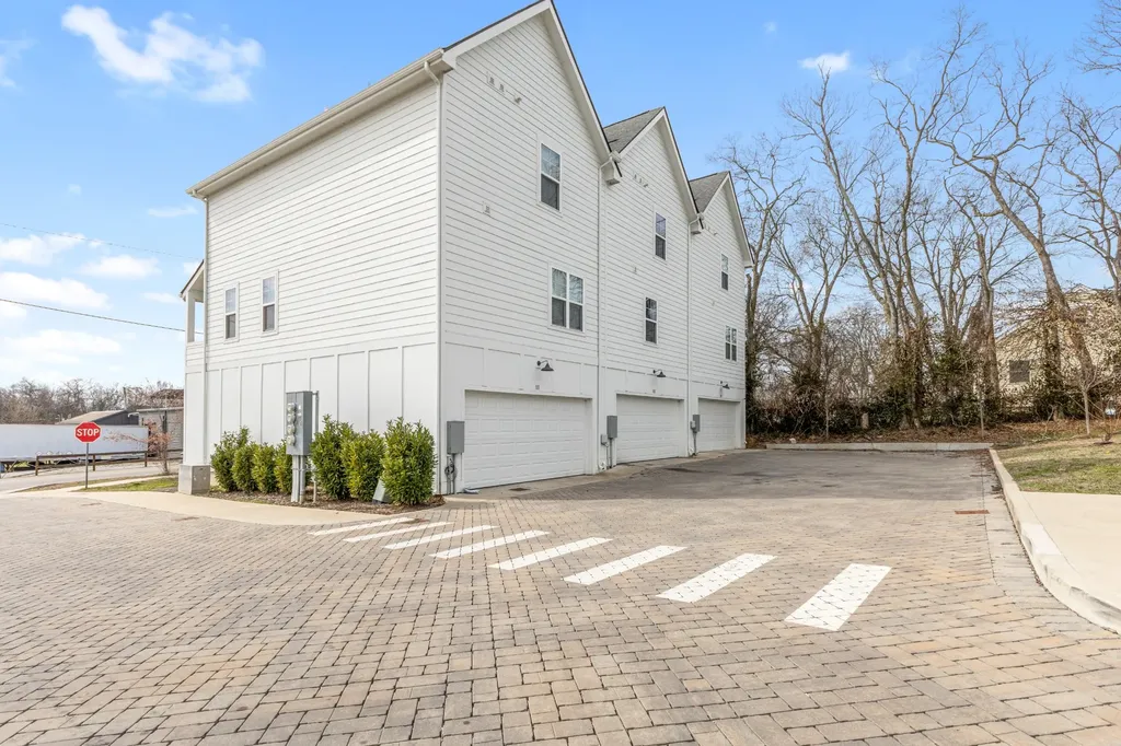 302 Williams Avenue Madison TN 37115