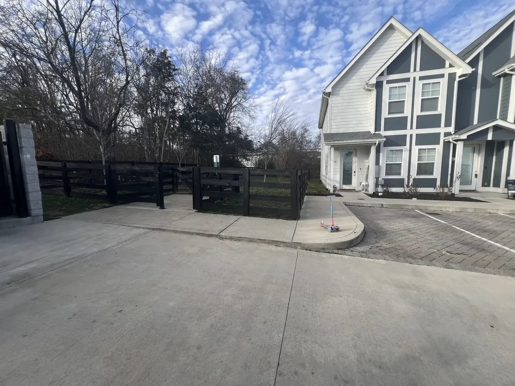 302 Williams Avenue Madison TN 37115