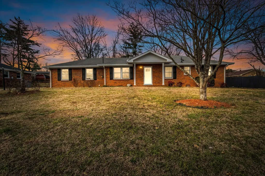 114 Connie Drive Hendersonville TN 37075