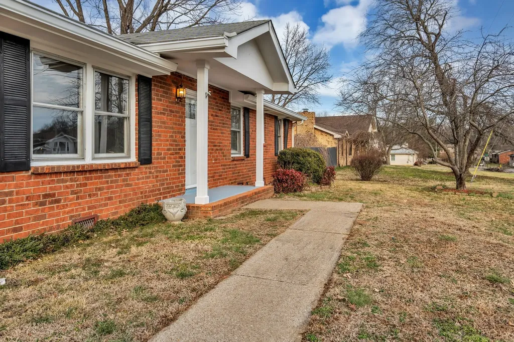 114 Connie Drive Hendersonville TN 37075
