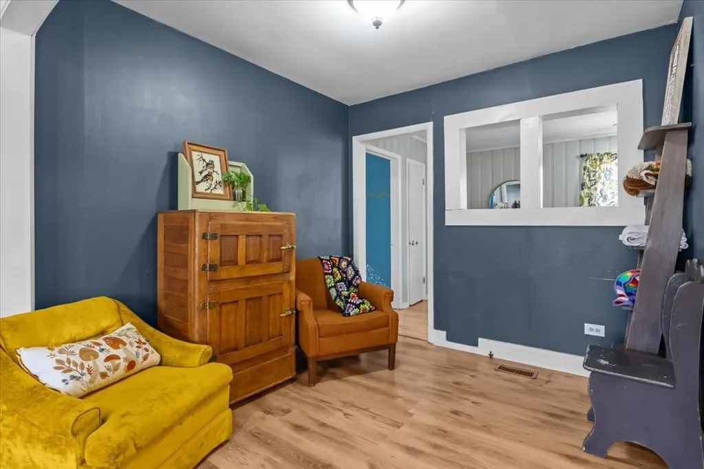 102 Sutton Avenue Waverly TN 37185