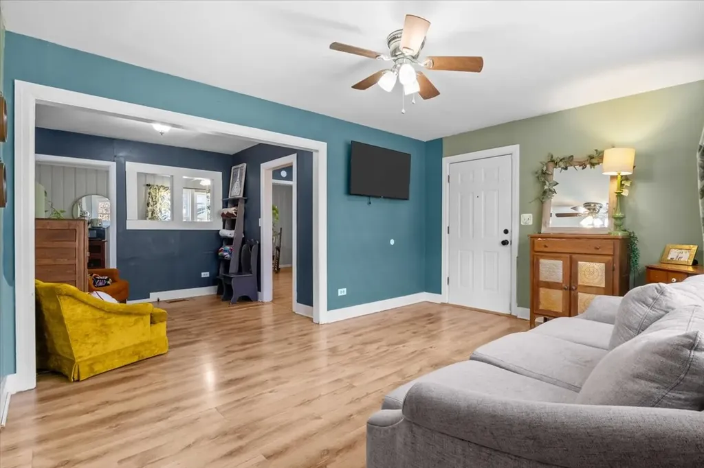 102 Sutton Avenue Waverly TN 37185