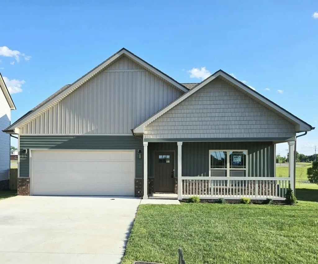1064 Cherry Blossom Lane Clarksville TN 37040