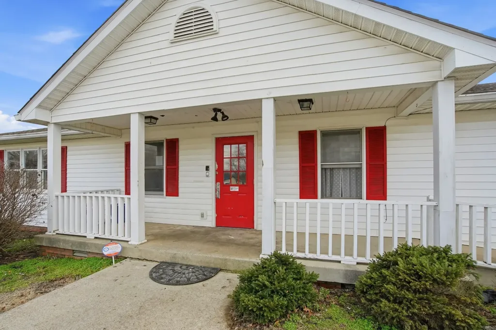 609 Hwy 52e Portland TN 37148